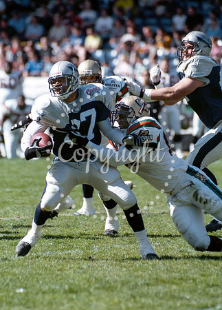 AmericanFootball1f